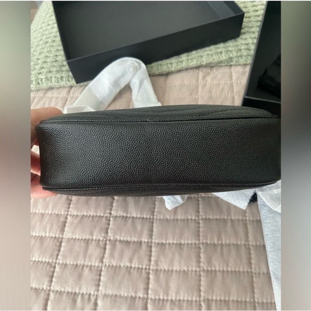 BNIB Saint Laurent mini lou camera purse - Picture 5 of 5
